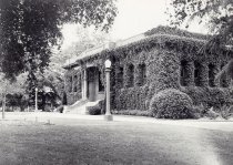 Monrovia 's Carnegie Library